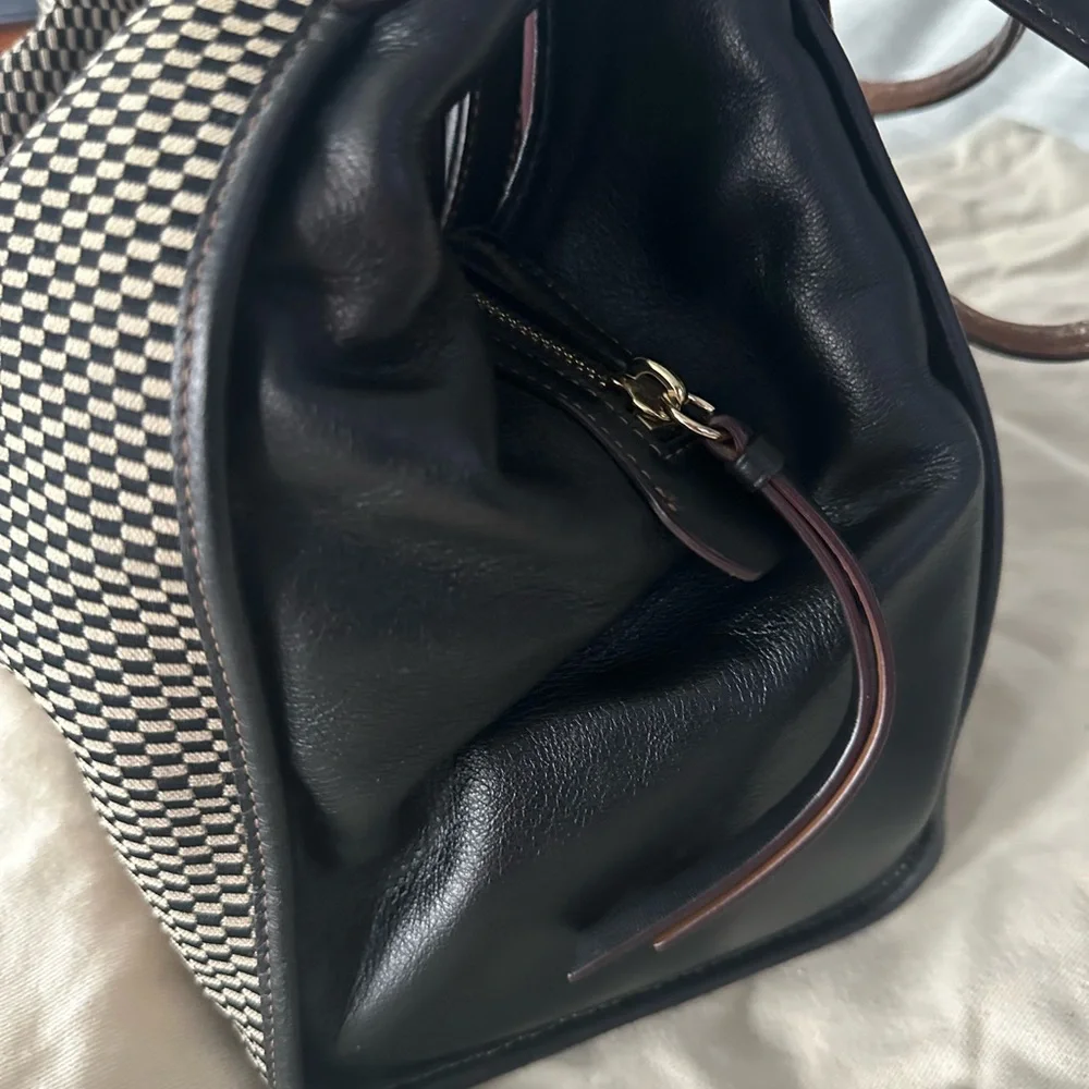 Coach Madison Carlyle Woven Shoulder Bag